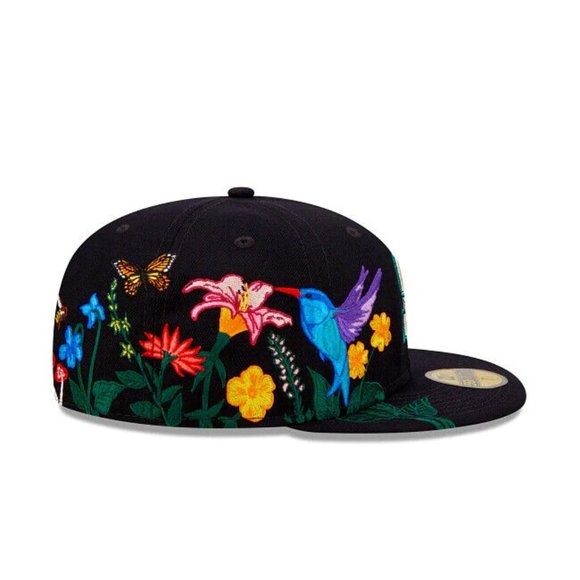 NWT [NEW ERA] Seattle Mariners RARE Blooming Fitted Hat Black w/ floral Sz 7 5/8 - Picture 4 of 5